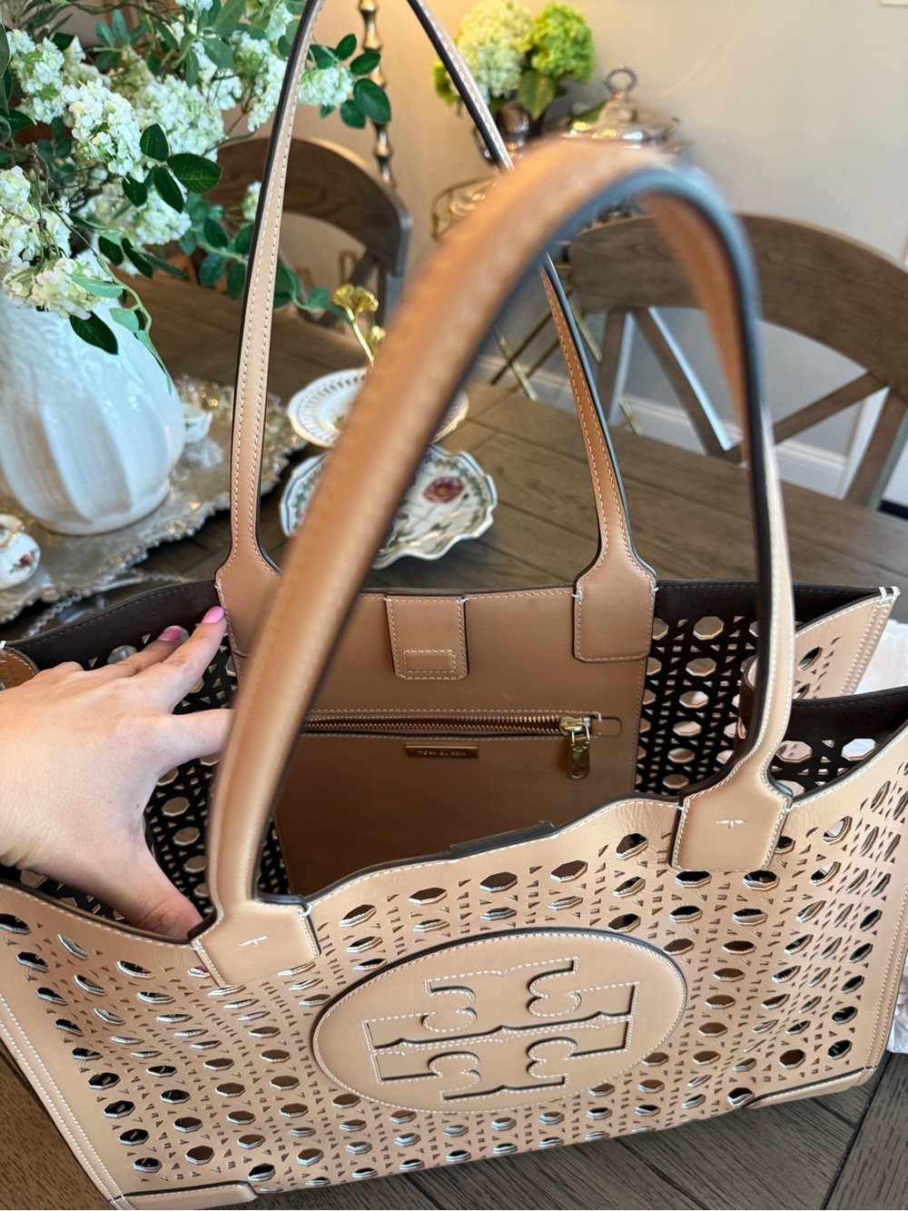 Tory Burch Ella Basketweave Leather Tote - Picture 4 of 10
